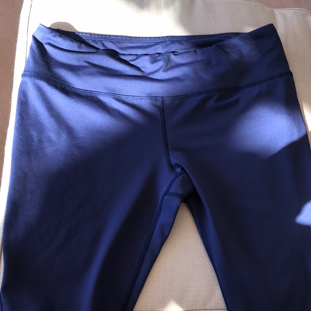 New Balance athletic capri navy blue pants